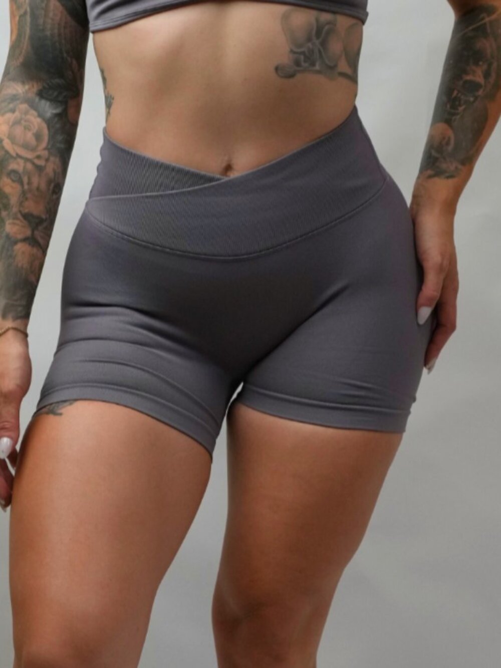 Contour Vortex Shorts- Grey - Picture 2 of 2